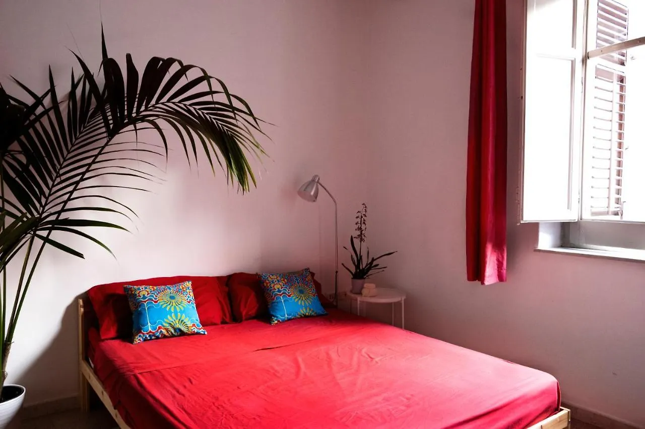 13 Open House Bed & Breakfast Palermo